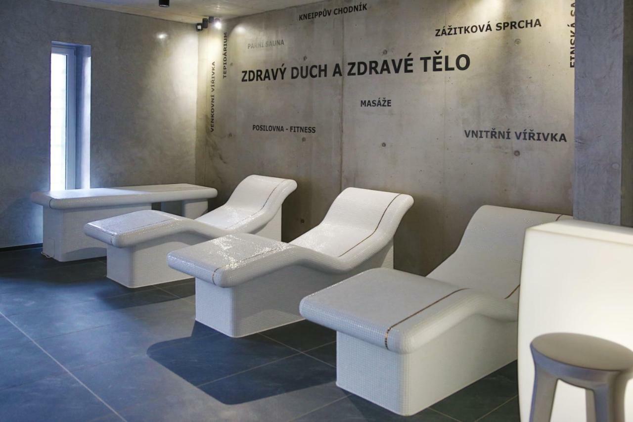 Hotel Národní dům Podbořany Exterior foto